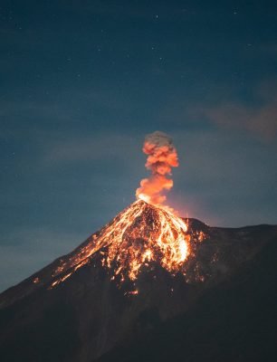 Volcán de Fuego en erupción Feb 11 2025
